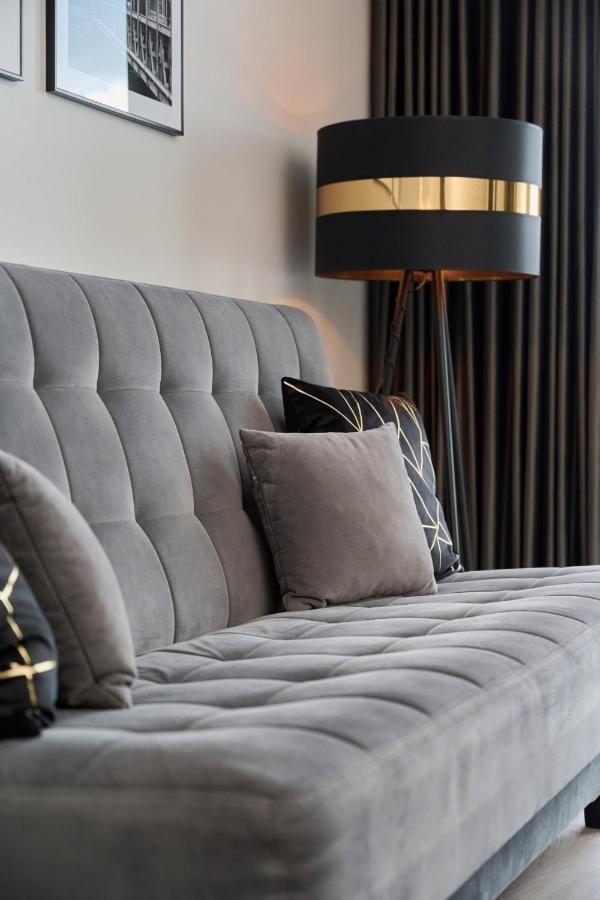 Odra Tower Apartment Center Of Wroclaw By Renters Prestige Esterno foto