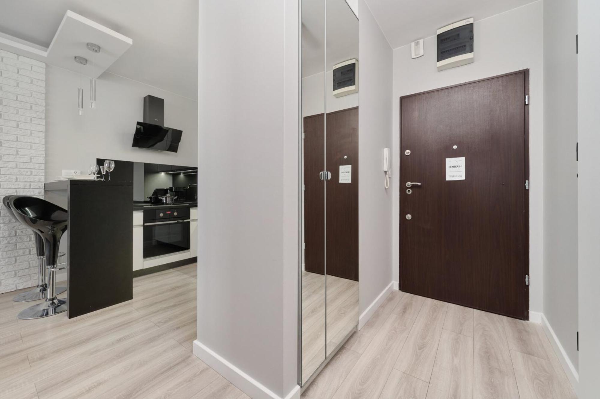 Odra Tower Apartment Center Of Wroclaw By Renters Prestige Esterno foto