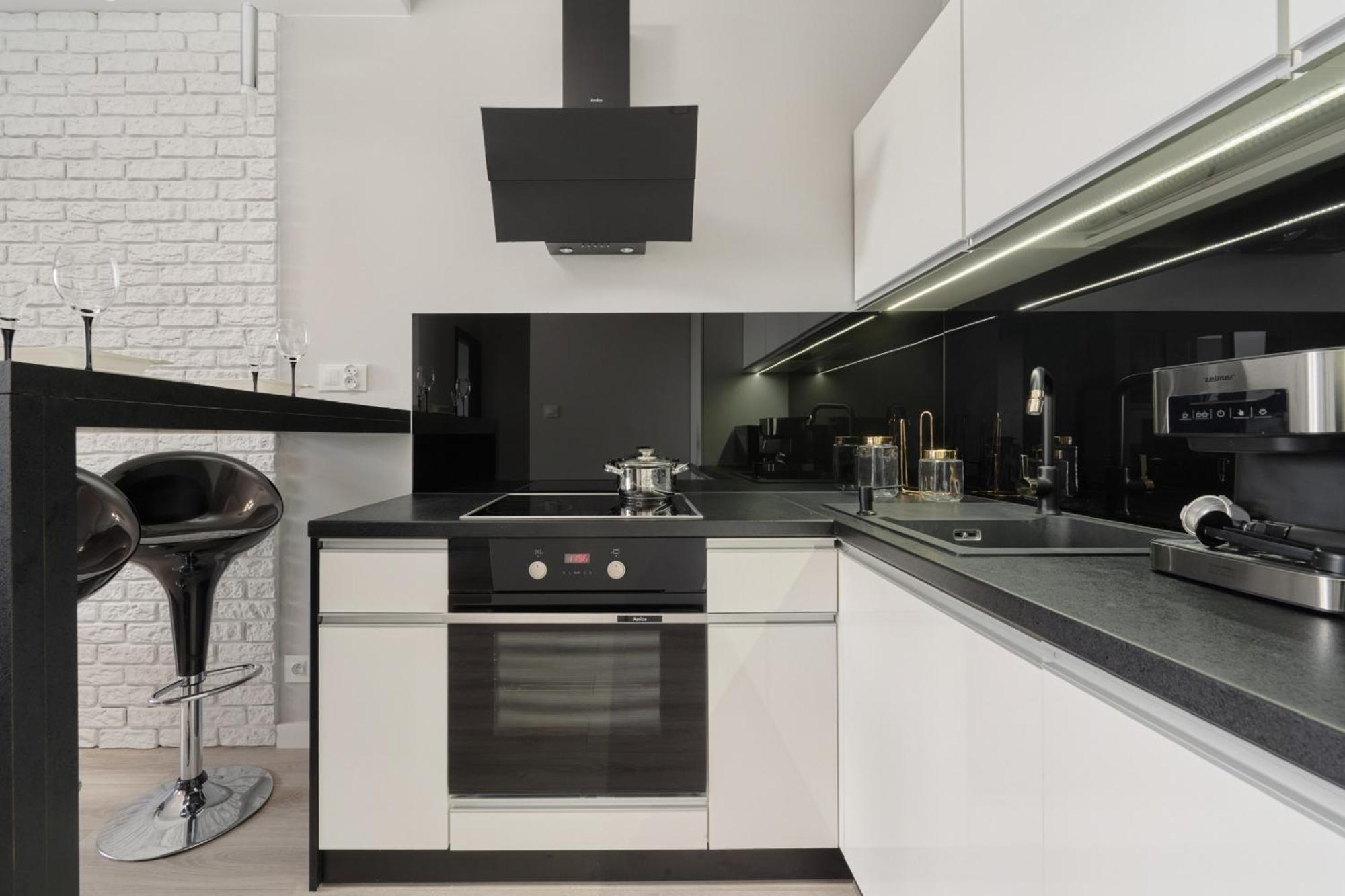 Odra Tower Apartment Center Of Wroclaw By Renters Prestige Esterno foto
