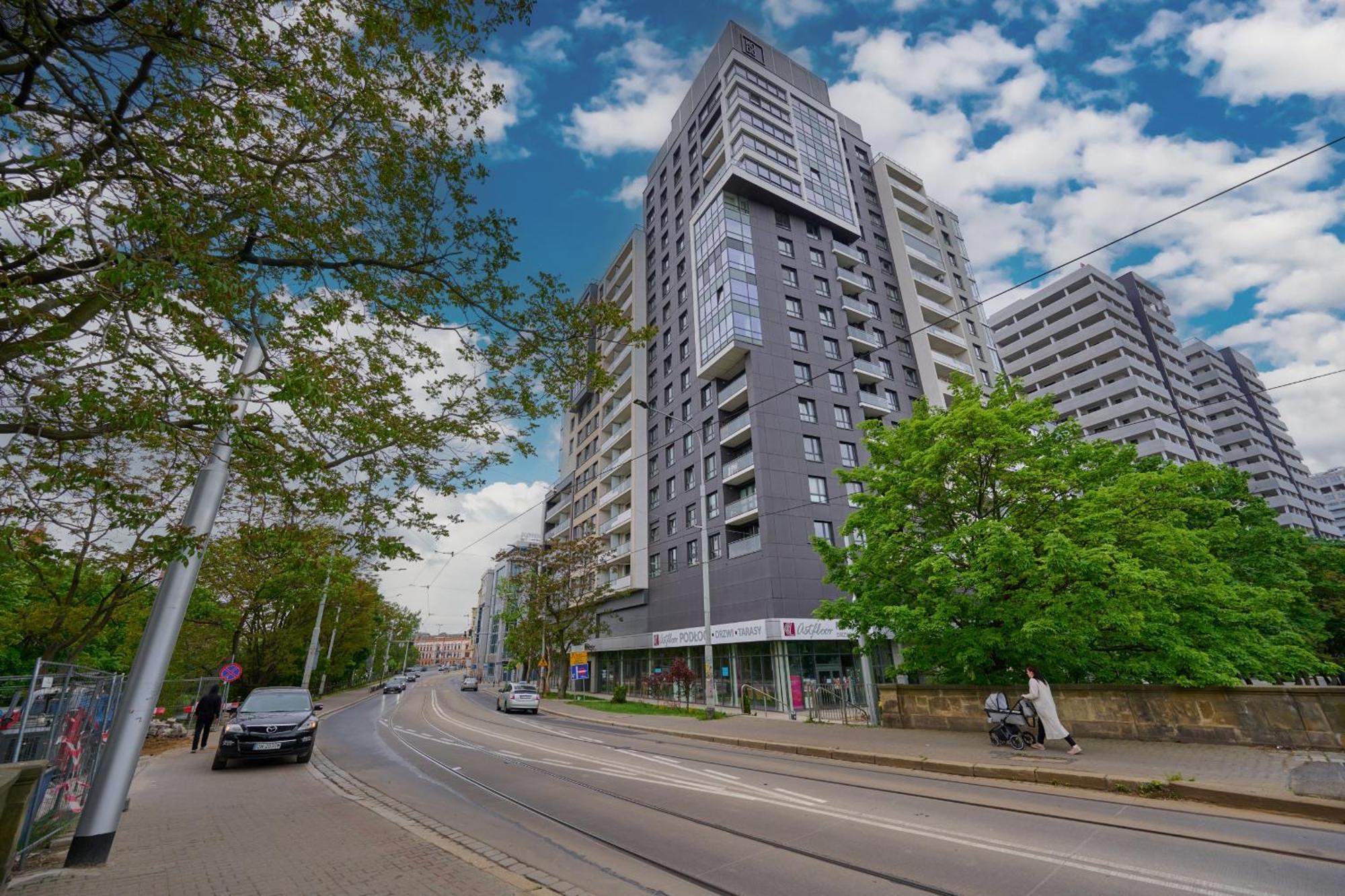 Odra Tower Apartment Center Of Wroclaw By Renters Prestige Esterno foto